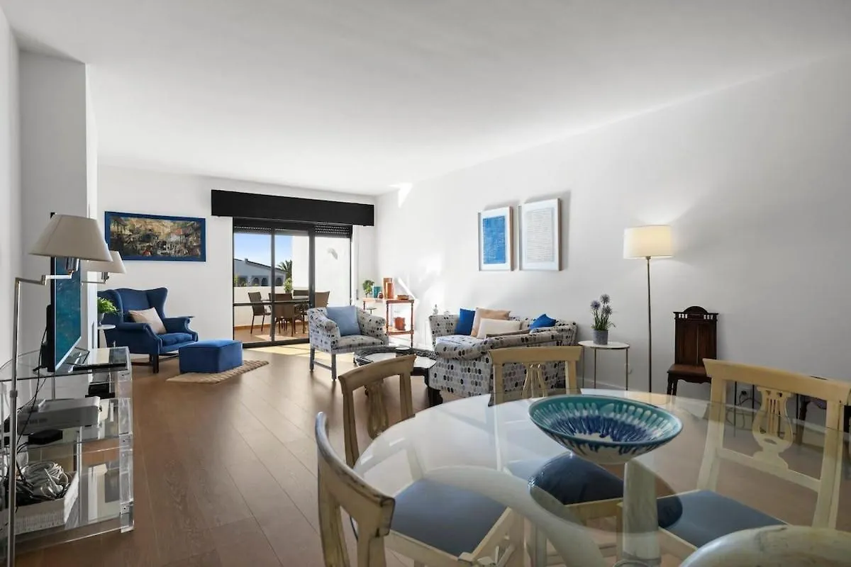 3 Habitaciones En Puerto Banus Marbella Apartment