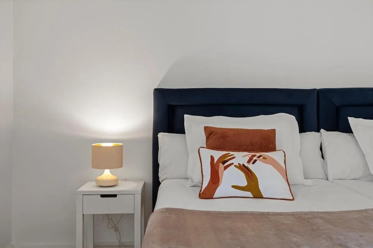3 Habitaciones En Puerto Banus Marbella 0*,  Spain